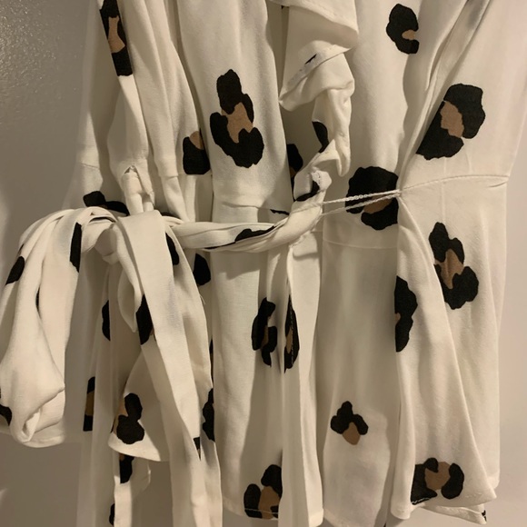 Gibson x Hot Summer Nights Ruffle Leopard Top - Picture 3 of 6